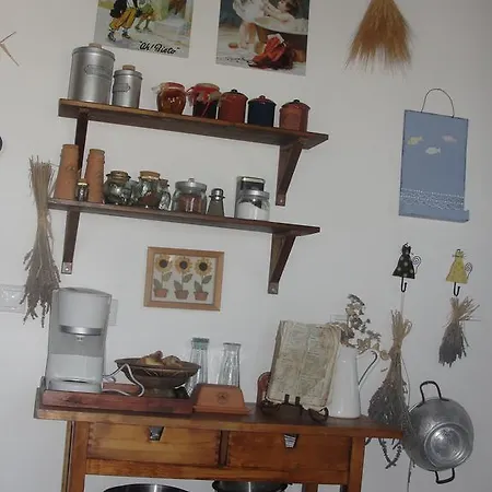 Anna΄s House Divarata