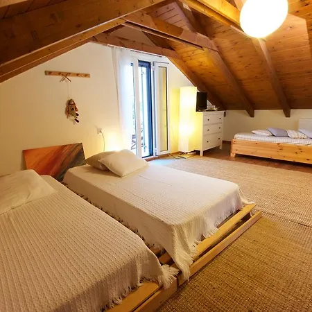 Anna΄s House *